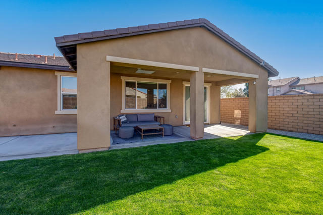 Image 33 of 44 For 40161 Padova Drive