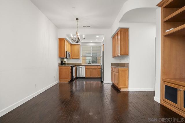 644 Hatfield Dr, San Marcos CA: https://media.crmls.org/mediaz/a412a8d9-7052-44e6-8e1b-0dd65377601c.jpg