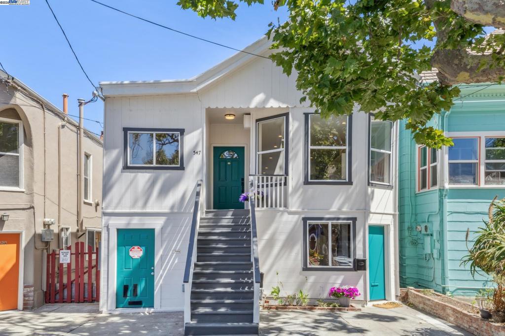 547 Central Ave