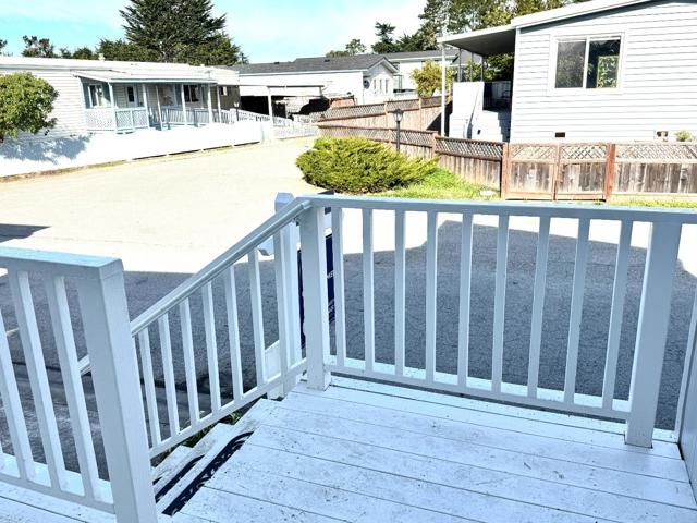 23 Sea Breeze Drive, Half Moon Bay CA: https://media.crmls.org/mediaz/a412fae3-511a-4ff2-922c-0f8371d301a8.jpg