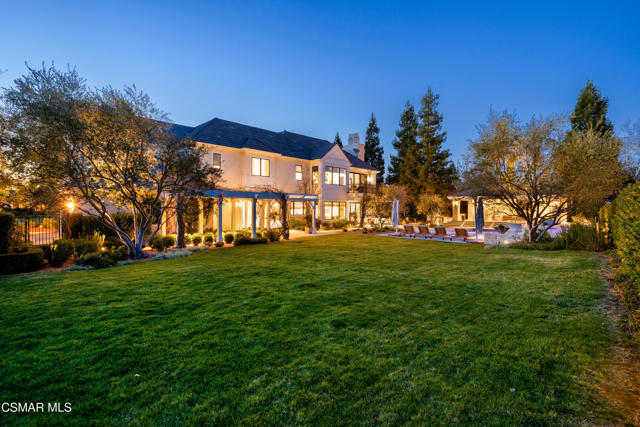 2160 Marshbrook Road, Thousand Oaks CA: https://media.crmls.org/mediaz/a413ba9d-c097-40ee-9536-c050f1067f81.jpg