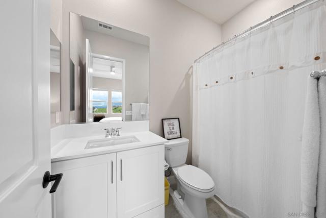 21992 Wilgen Rd, Escondido CA: https://media.crmls.org/mediaz/a413db6b-dcf0-4a97-8128-25da8c53f5bb.jpg