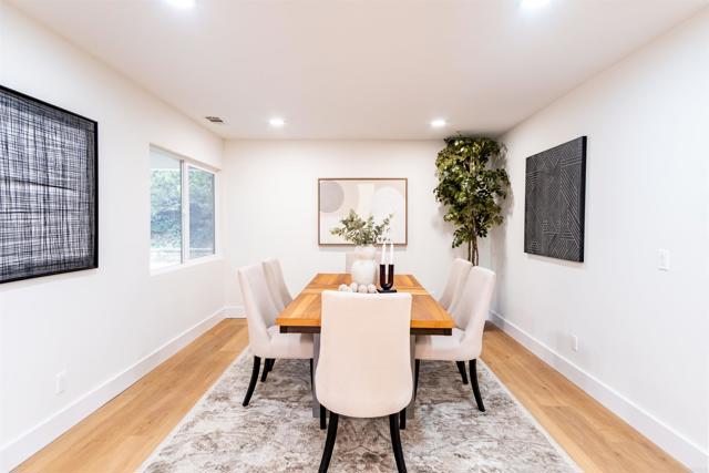 Detail Gallery Image 14 of 53 For 436 Montana Luna Ct, Escondido,  CA 92025 - 4 Beds | 2/1 Baths