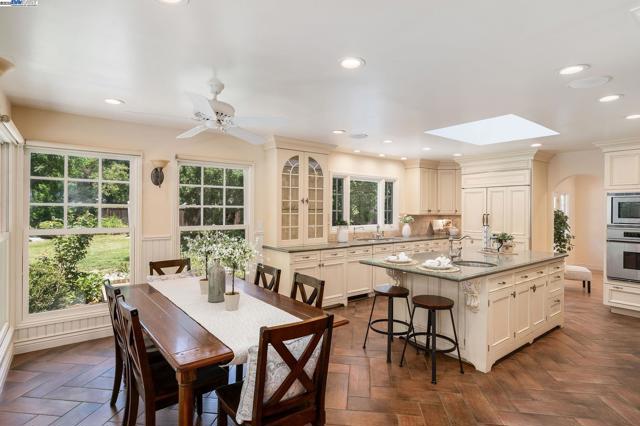 20 Donna Ln, Danville CA: https://media.crmls.org/mediaz/a414c8eb-99e0-417e-adc7-b0fbc4aa4ad6.jpg