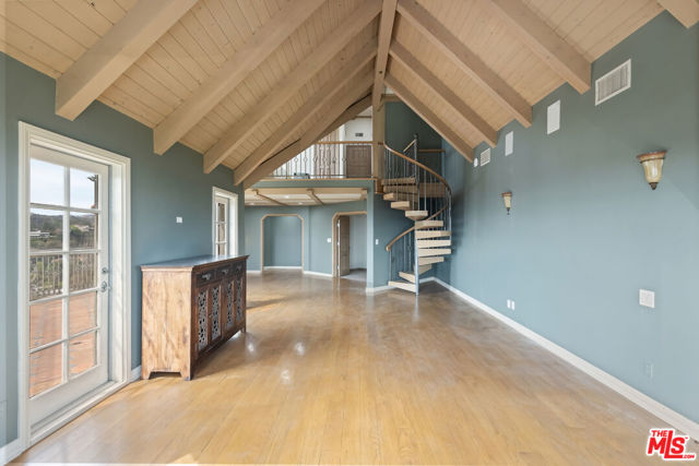 Drew Fenton | 1041 Somera Road Los Angeles CA | MLS: 7410994 Drew Fenton | 1041 Somera Road Los Angeles CA | MLS: 7410994