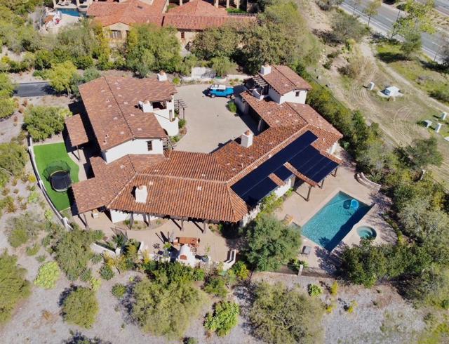 14911 Encendido, San Diego CA: https://media.crmls.org/mediaz/a41580f7-8277-4494-821e-36c28f530173.jpg