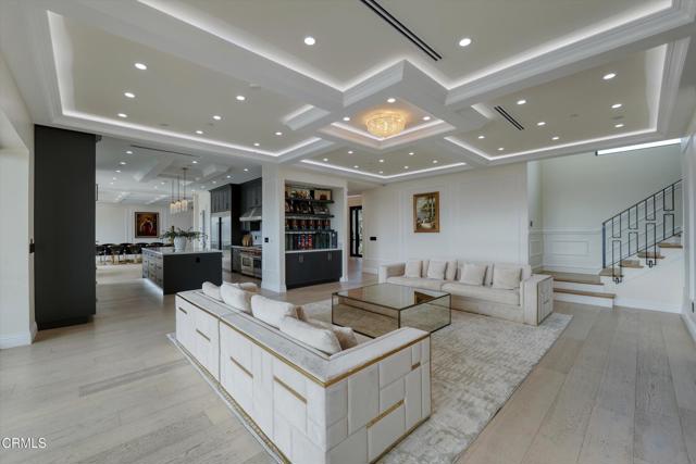 780 Greenridge Drive, La Canada Flintridge CA: https://media.crmls.org/mediaz/a415c086-4297-4aab-bf2f-ba2b93911aef.jpg