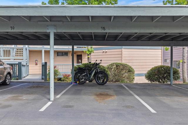 2914 Elm Tree Ct, Spring Valley CA: https://media.crmls.org/mediaz/a4161acf-2384-4f80-9ca3-fb9b4125aad3.jpg