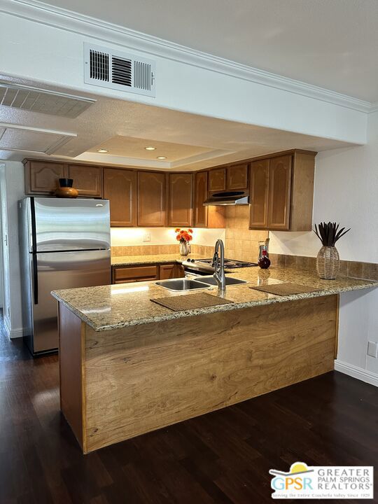 Image 5 of 30 For 64291 Spyglass Avenue 10