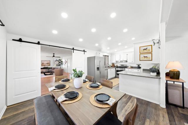40110 Angora Ln, Temecula CA: https://media.crmls.org/mediaz/a4169d08-57dd-4c0d-8a6a-af1ec129090a.jpg
