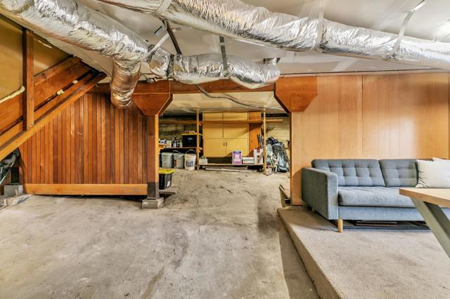 3300 Plateau Drive, Belmont CA: https://media.crmls.org/mediaz/a418b1d5-6f3f-436b-b771-95f18dd2f3d0.jpg