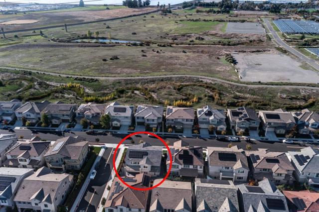 6736 Grasshopper Avenue, Newark CA: https://media.crmls.org/mediaz/a418b69c-1aaa-46ec-85d3-7c5324ffbc41.jpg