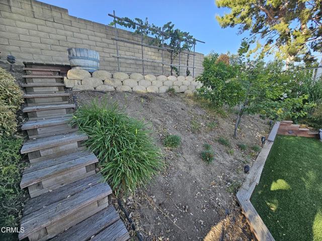 11643 Luanda Street, Lakeview Terrace CA: https://media.crmls.org/mediaz/a4198153-06d0-45d8-9223-6f14277661e2.jpg