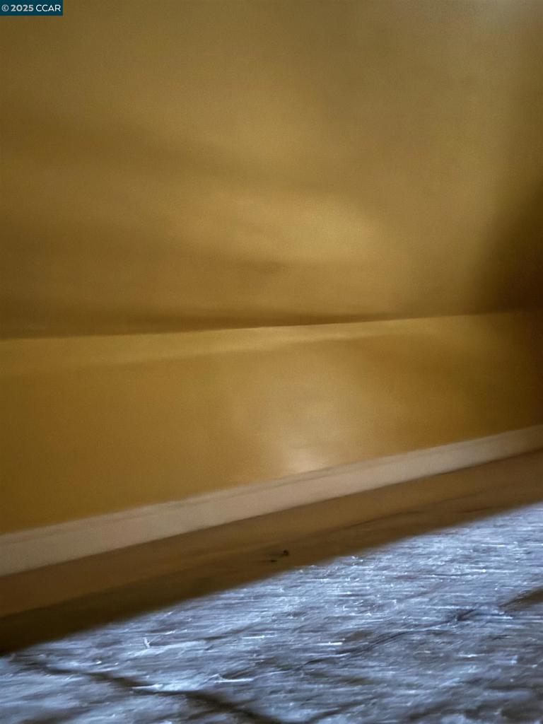 https://media.crmls.org/mediaz/a419c3bd-ad1f-4b2a-a47d-293f5404b7b7.jpg?preset=X-Large