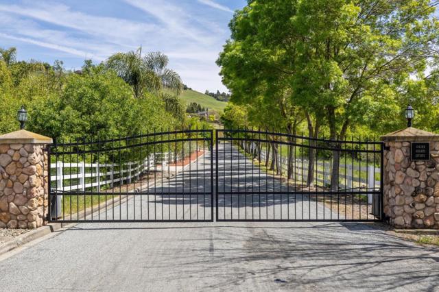 9540 Via Del Oro, Gilroy CA: https://media.crmls.org/mediaz/a419fe37-27a9-4881-88c2-c5dceef42711.jpg