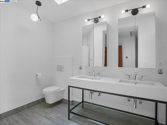 910 Willowshire Way, San Jose CA: https://media.crmls.org/mediaz/a41a48c8-3790-417f-bc20-e851ca351211.jpg