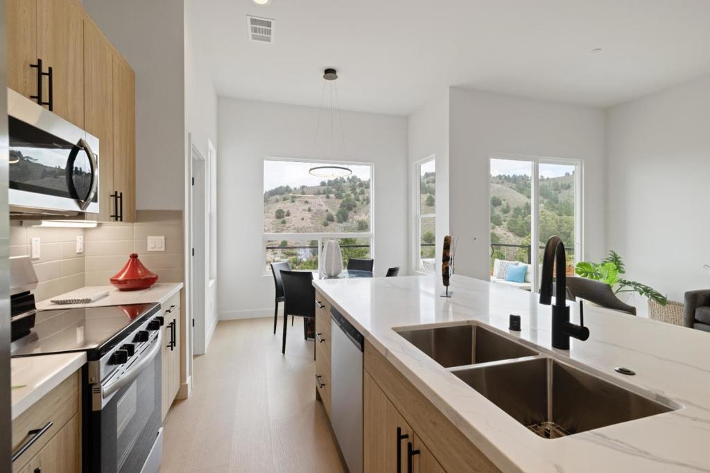 A41B440F Ff49 4Eba 958F 4C6E6E8F56Cf 817 Fassler Avenue, Pacifica, Ca 94044 &Lt;Span Style='BackgroundColor:transparent;Padding:0Px;'&Gt; &Lt;Small&Gt; &Lt;I&Gt; &Lt;/I&Gt; &Lt;/Small&Gt;&Lt;/Span&Gt;