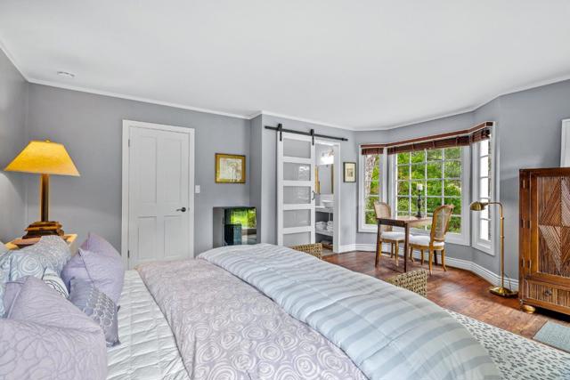 25550 Rio Vista Drive, Carmel CA: https://media.crmls.org/mediaz/a41b50d9-abf5-495b-ba3a-13d2bc71173b.jpg
