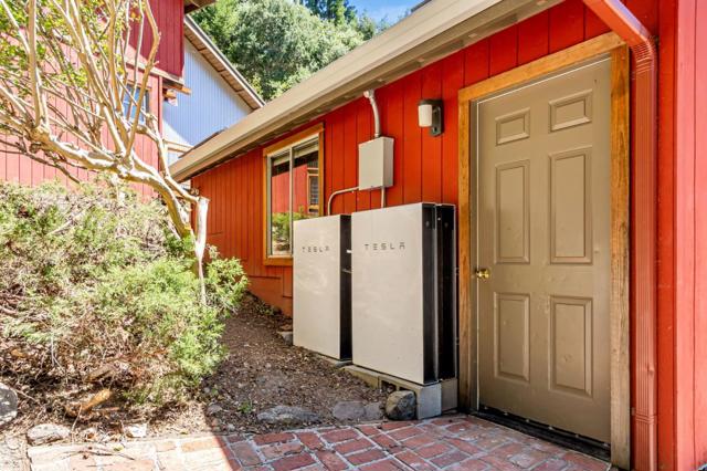 17900 China Grade Road, Boulder Creek CA: https://media.crmls.org/mediaz/a41b7922-7f62-4916-8ed4-ba654ca1a7d0.jpg