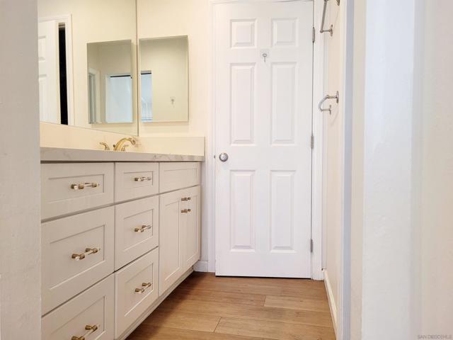 1621 Hotel Circle S, San Diego CA: https://media.crmls.org/mediaz/a41dce5b-242b-4e88-a0b7-87ed807be416.jpg