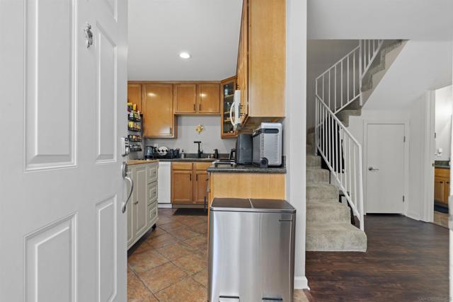 6333 College Grove Way, San Diego CA: https://media.crmls.org/mediaz/a41eddfd-1df1-4e87-a0e8-ea7133e5ae38.jpg