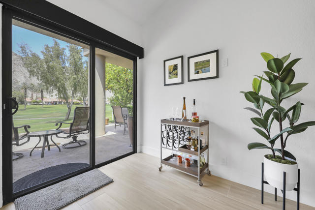 79754 Arnold Palmer, La Quinta CA: https://media.crmls.org/mediaz/a41f2129-fd3f-4281-848d-f341e2db442c.jpg