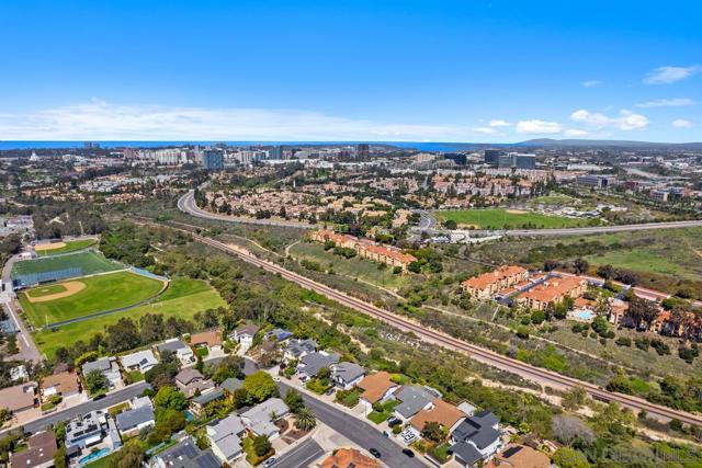 4328 Huggins St, San Diego CA: https://media.crmls.org/mediaz/a4202cbc-064b-41ee-8c1e-01bfa5e2ddc7.jpg