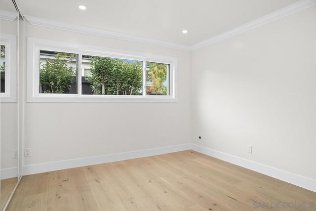 Image 25 of 39 For 5852 Dirac Street