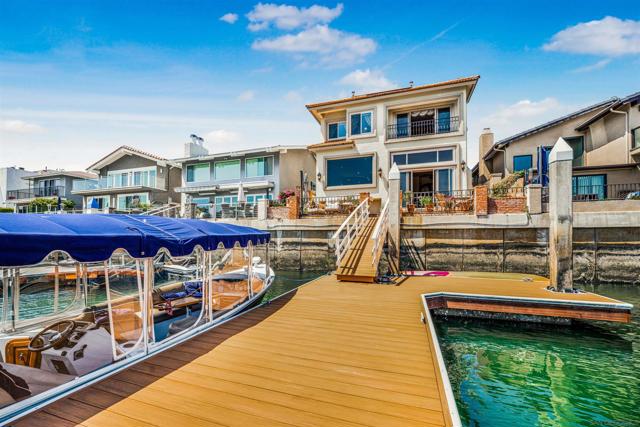 34 The Point, Coronado CA: https://media.crmls.org/mediaz/a422a985-b129-477c-9d7a-64c0503f3b28.jpg