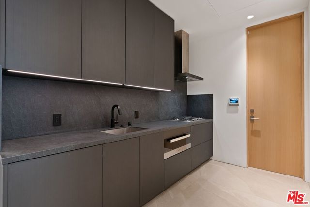 2180 Stradella Road, Los Angeles CA: https://media.crmls.org/mediaz/a42419a4-7997-4467-8dda-a558d85f5c53.jpg