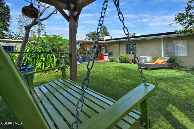 7761 Balcom Avenue, Reseda CA: https://media.crmls.org/mediaz/a42482af-5bad-4aa8-b0e0-905f76a428b7.jpg