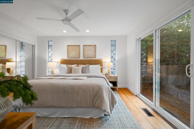 2080 Essenay Ave, Walnut Creek CA: https://media.crmls.org/mediaz/a424b6a2-d09f-4651-83c3-1e854f93e8b7.jpg