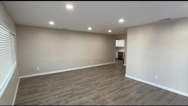 5126 5128 Alumni Pl, San Diego CA: https://media.crmls.org/mediaz/a425058b-2bb1-4680-a5ab-0272b38af230.jpg