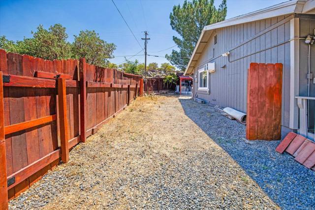 Detail Gallery Image 18 of 21 For 2584 Gladiola Dr, Campo,  CA 91906 - 2 Beds | 2 Baths