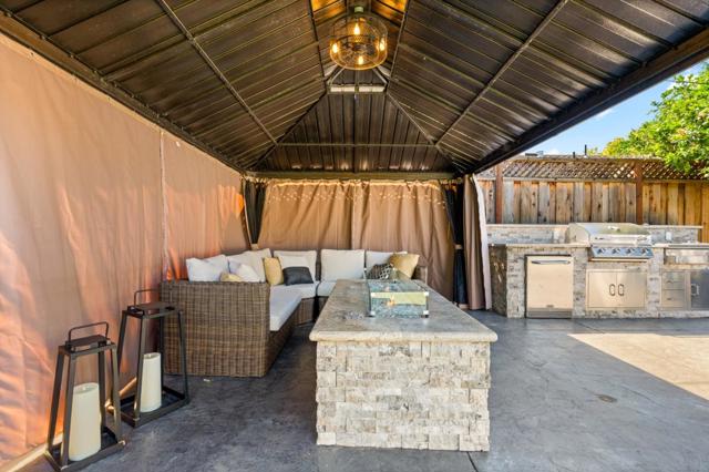 1422 Melwood Drive, San Jose CA: https://media.crmls.org/mediaz/a426c4ef-a3ff-4e4c-ae6b-33140decbbff.jpg