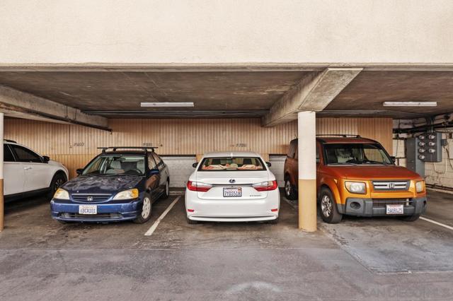 4098 Valeta Street, San Diego CA: https://media.crmls.org/mediaz/a426fe30-dd49-4994-a97f-cbed59f87647.jpg