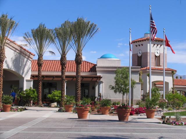 39205 Calle Popoca, Indio CA: https://media.crmls.org/mediaz/a42898b9-4d59-4010-b431-a1222ec174f8.jpg