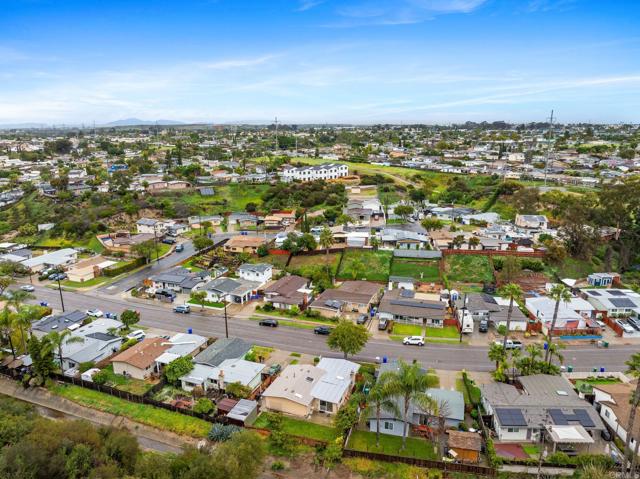 Detail Gallery Image 20 of 22 For 4927 Chateau Drive, San Diego,  CA 92117 - 3 Beds | 1 Baths