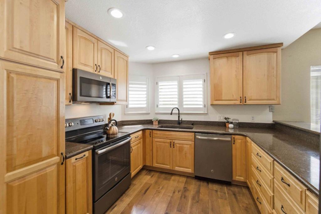3735 Terstena Place #159