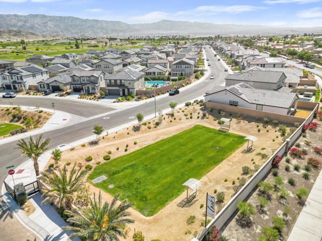 84151 Novello Drive, Indio CA: https://media.crmls.org/mediaz/a4298bd6-e653-4d71-8047-0a249024da23.jpg