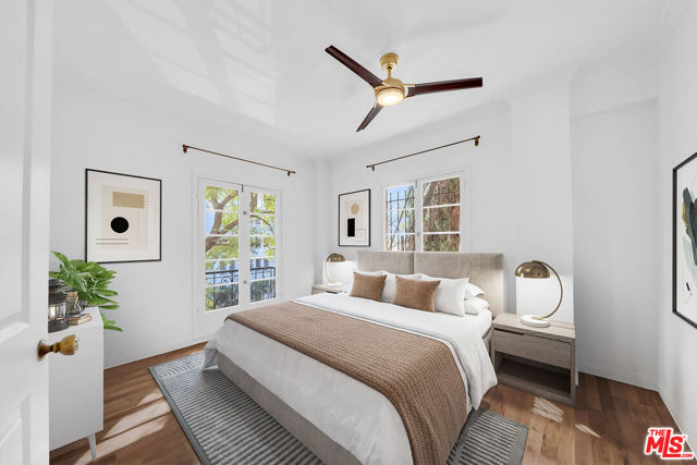 109 N SYCAMORE Avenue, Los Angeles CA: https://media.crmls.org/mediaz/a42a1373-7bef-4be7-87f1-383104cbebcb.jpg