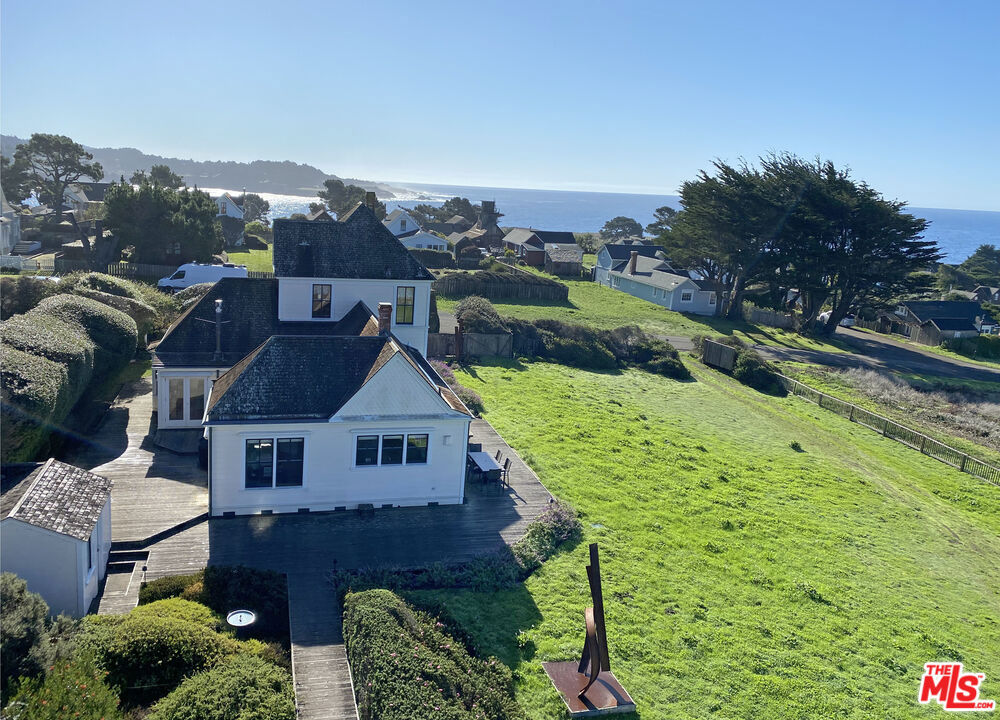 45340 Little Lake Street, Mendocino, CA 95460