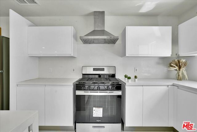 7900 Zeus Drive, Los Angeles CA: https://media.crmls.org/mediaz/a42bb235-de43-465c-af9f-eab34584b0b7.jpg