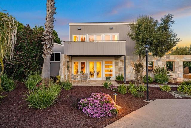 405 Heather Point Lane, Watsonville CA: https://media.crmls.org/mediaz/a42bb3ac-cc8f-4f4f-a44b-ca60833734e2.jpg