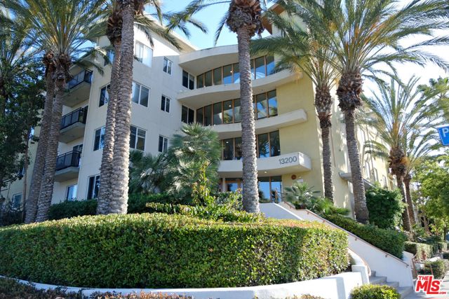13200 Pacific, 212 photo 19