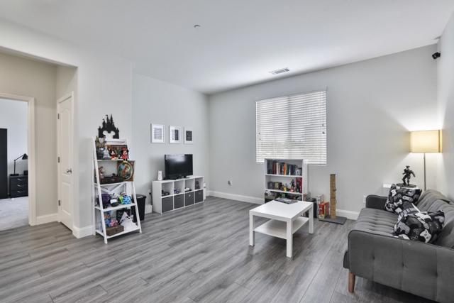 8 Sturla Way, Gilroy CA: https://media.crmls.org/mediaz/a42c1a03-a364-45e2-a454-765bc39604a9.jpg