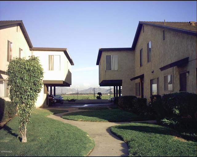 Detail Gallery Image 2 of 5 For 2410 El Dorado Ave a,  Oxnard,  CA 93033 - 2 Beds | 1 Baths