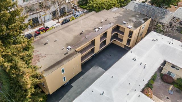 1701 San Carlos Avenue, San Carlos CA: https://media.crmls.org/mediaz/a42cdfff-b9e5-47c1-9a32-76b33620a2c0.jpg