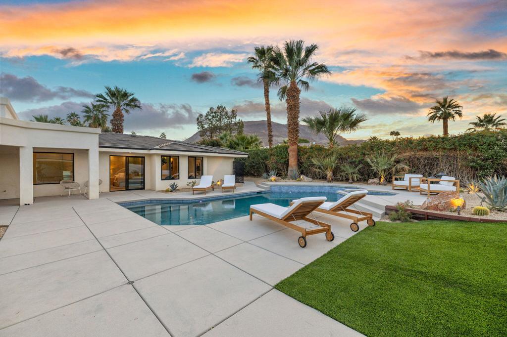 MLS #219138891DA image #17