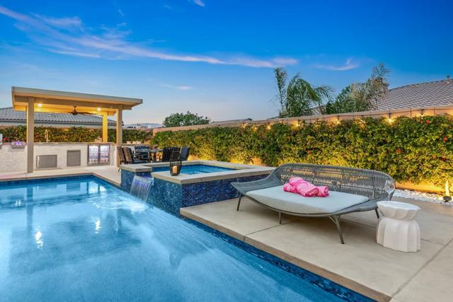 44830 Via Mirabel, La Quinta CA: https://media.crmls.org/mediaz/a42eae34-fc75-4f52-bdb1-407345700cf8.jpg